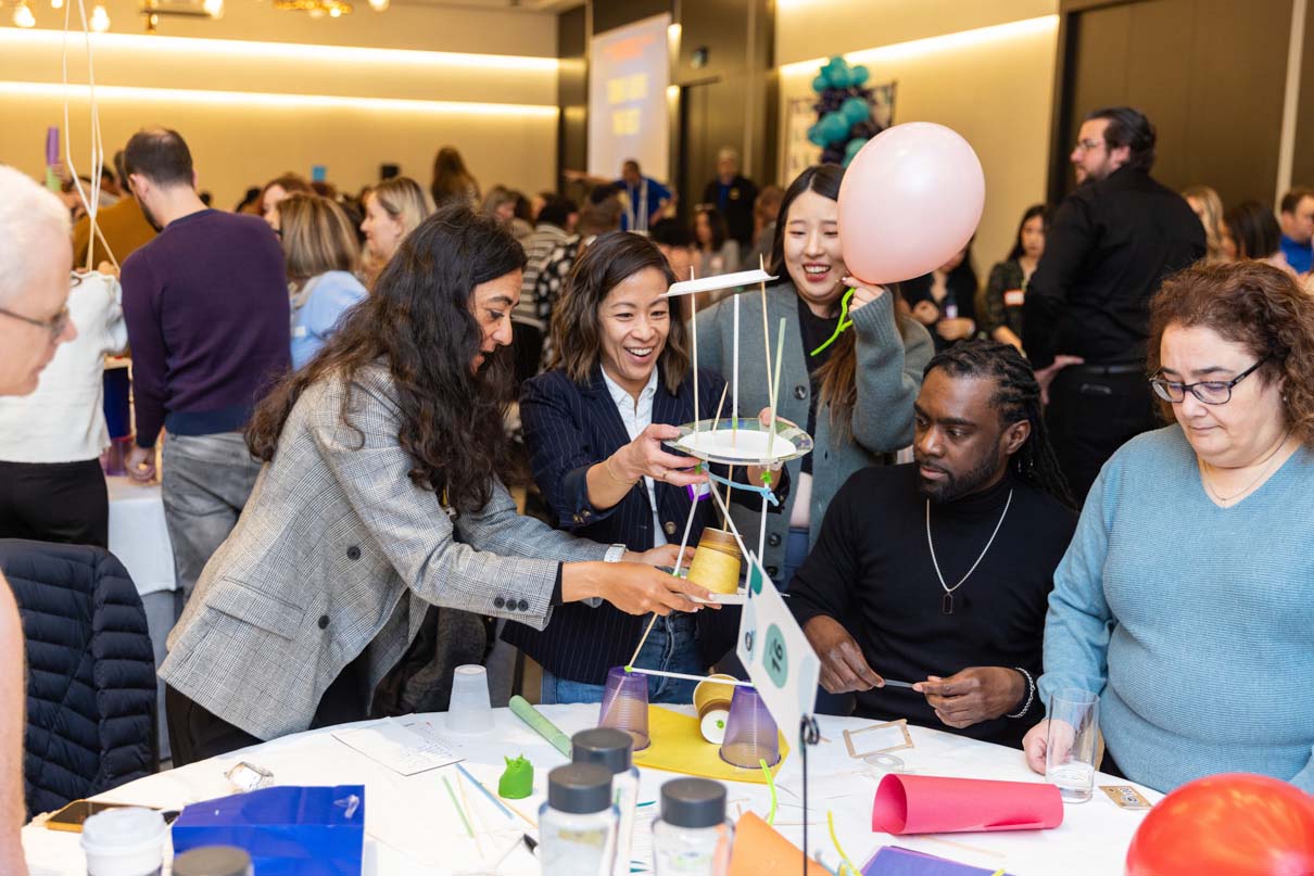 Les employés apprennent à se connaître et passent de bons moments lors des événements CNO Connects.